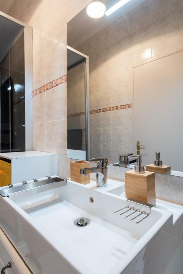 Appartement Coeur De Ville - Wifi - Lave-Seche Linge Pau Exteriör bild